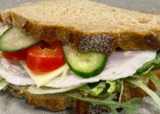 Beauvais brød  med skinke og ost 