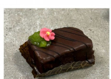 Petit Four med Nougat 